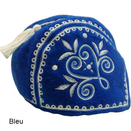 Bonnet brodé
